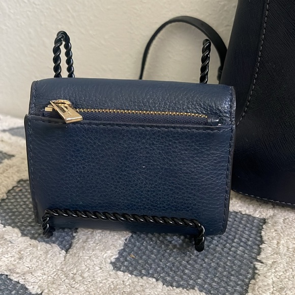 🫐Micheal Micheal Kors Crossbody and Wallet🫐 - Picture 3 of 14